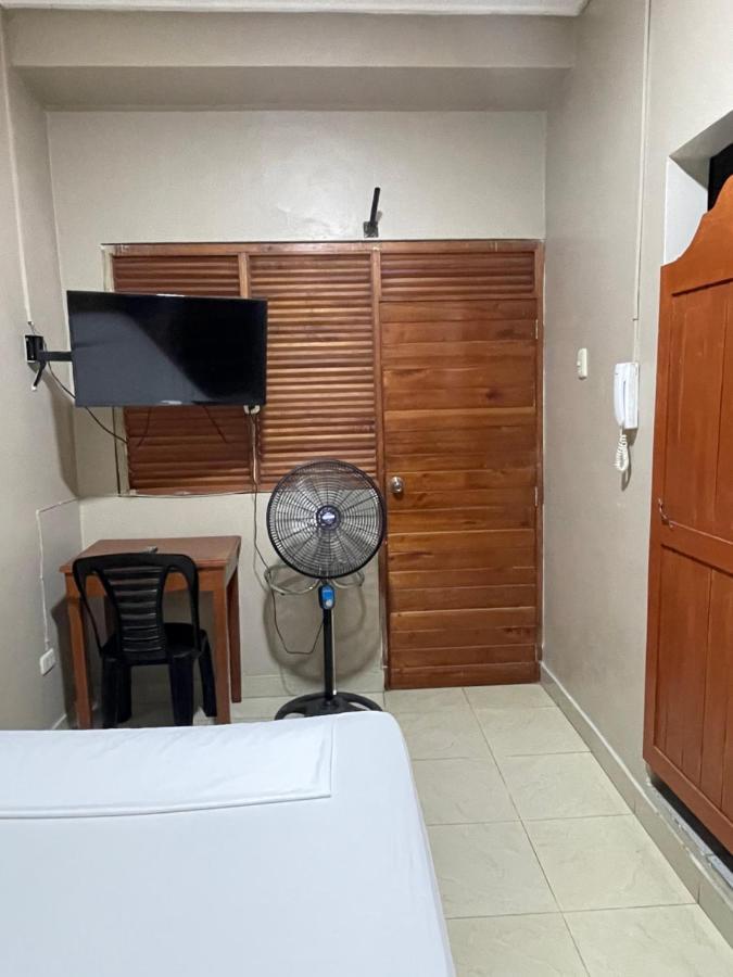 Alojamiento Tahuari Iquitos Exterior foto
