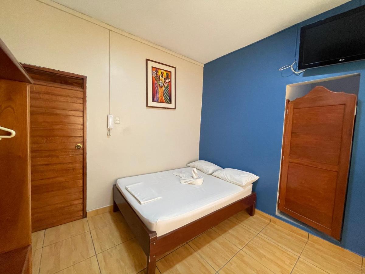 Alojamiento Tahuari Iquitos Exterior foto